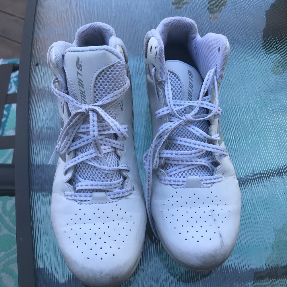 Boys size 6 lacrosse cleats
